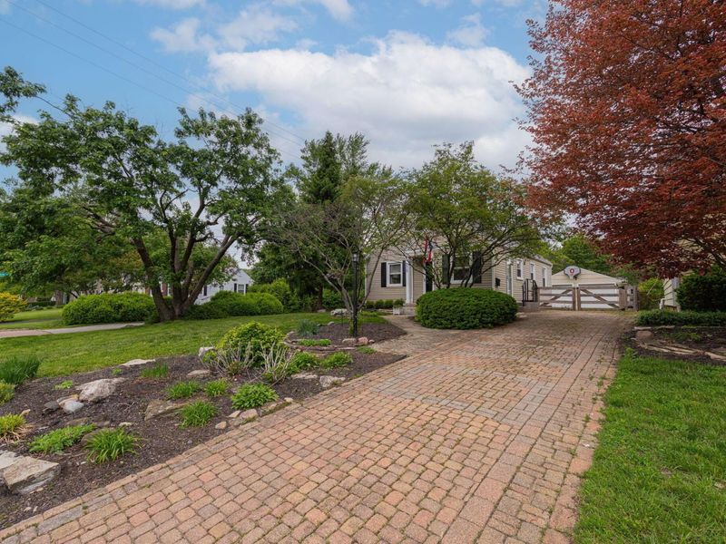 508 Chatham Road, Columbus, OH 43214 Photo 2