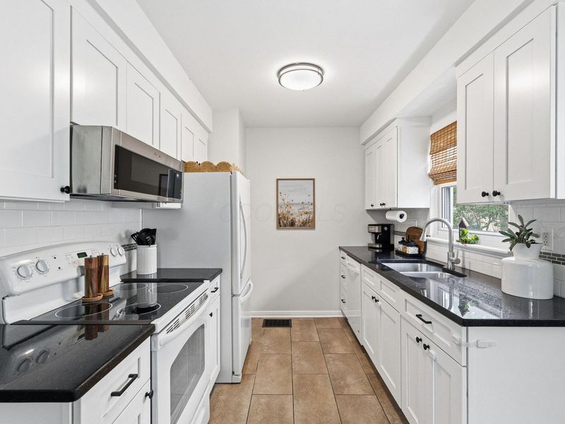 508 Chatham Road, Columbus, OH 43214 Photo 7