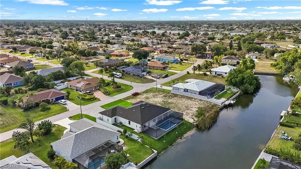 222 SE 2nd Ave, Cape Coral, FL 33990 Photo