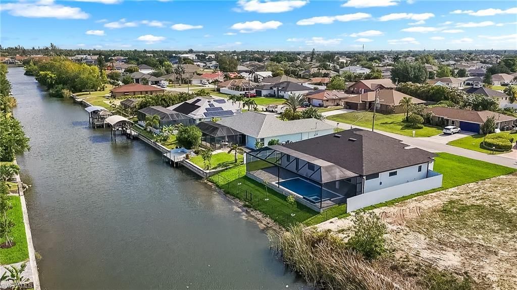 222 SE 2nd Ave, Cape Coral, FL 33990 Photo