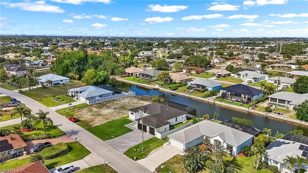 222 SE 2nd Ave, Cape Coral, FL 33990 Photo