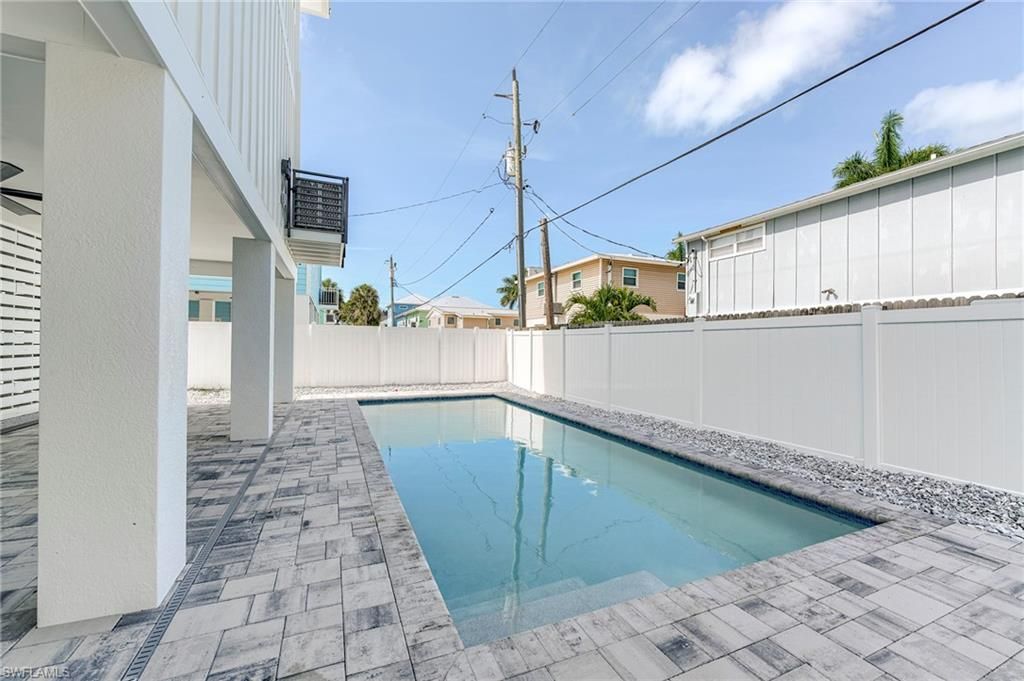 159 Delmar Ave, Fort Myers Beach, FL 33931 Photo