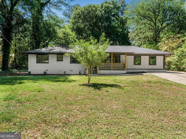 5572 Andrew Drive, Mableton, GA 30126