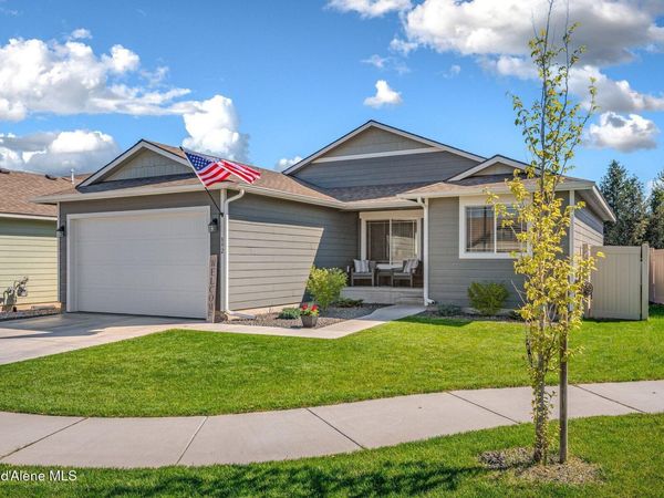 892 E Allenby Ct, Post Falls, ID 83854