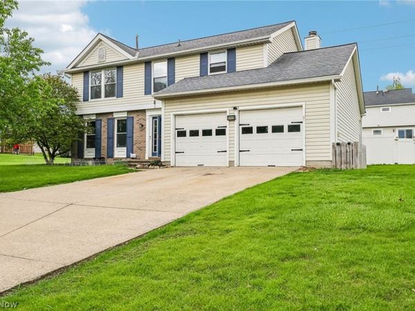 999 Pheasant Run Drive , Medina, OH 44256