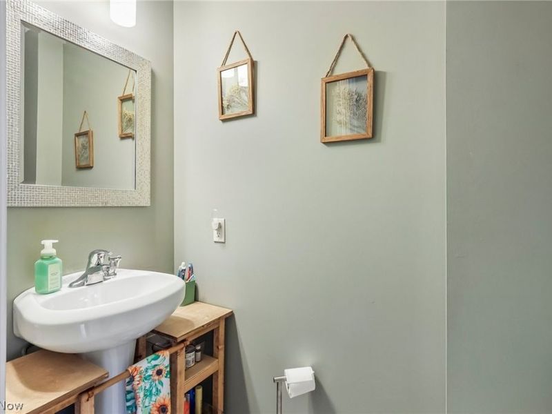 999 Pheasant Run Drive, Medina, OH 44256 Photo 11