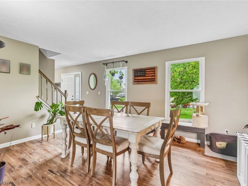 999 Pheasant Run Drive, Medina, OH 44256 Photo 2