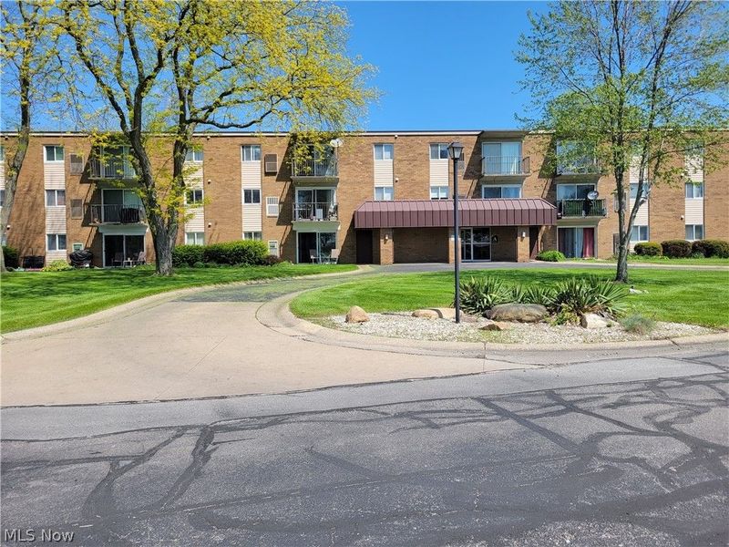 1305 S Lake Wilmer Drive, Unit 303A, Sandusky, OH 44870 Photo 1