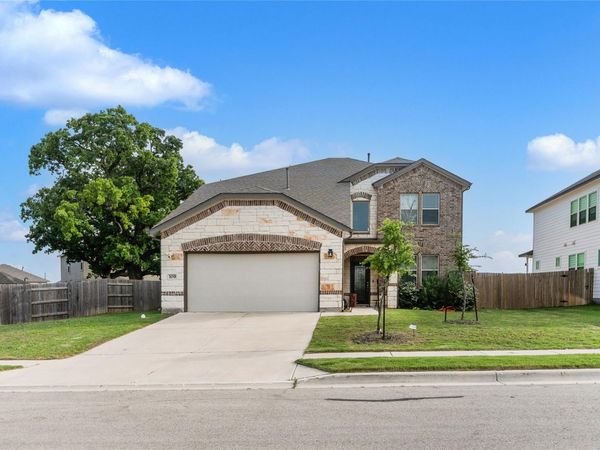 109 Evening Star LN, Georgetown, TX 78628