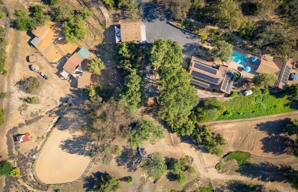 12052 Sky View Dr, Valley Center, CA 92082 Main Photo