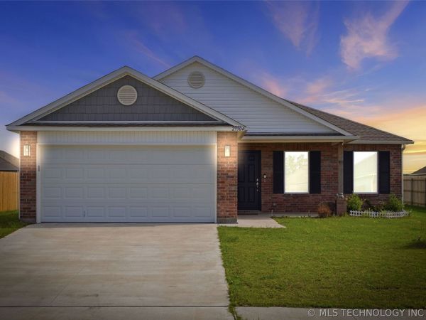 29504 E 78th Court S, Broken Arrow, OK 74014