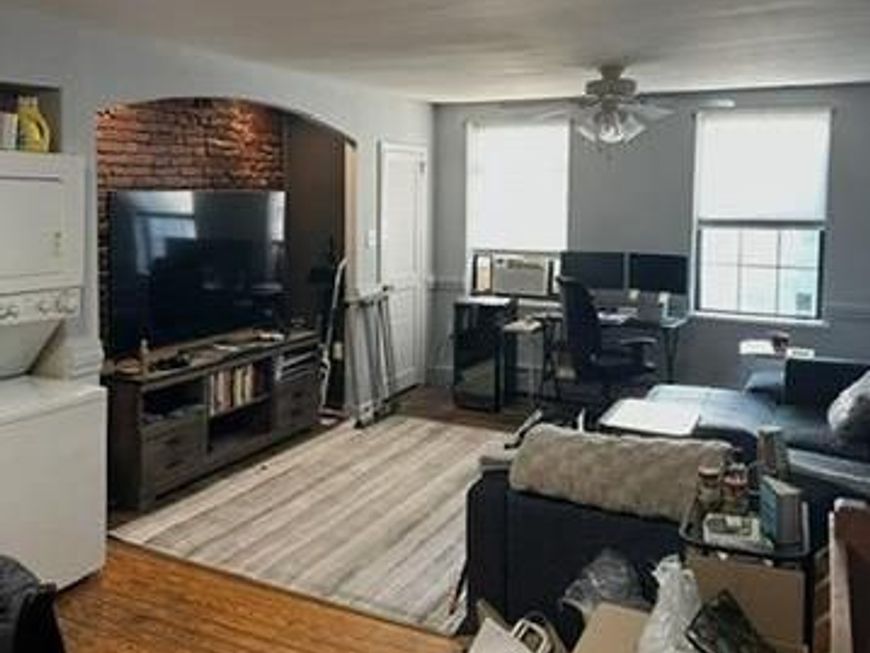 1817 S 11th Street, Unit 2, Philadelphia, PA 19148 Main Photo