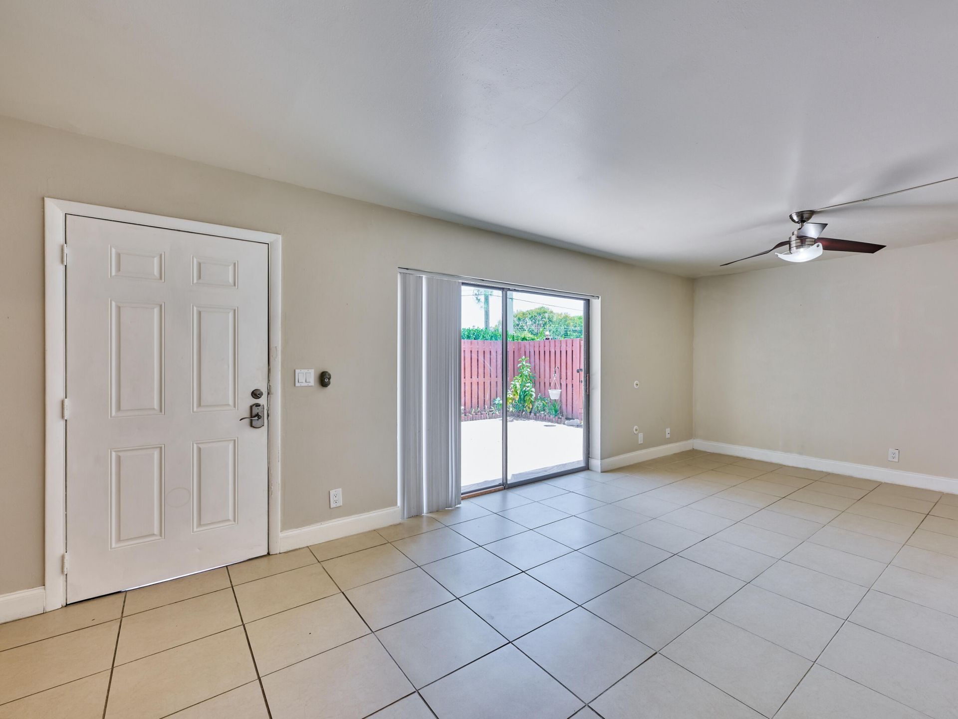 1540 Masters Circle, Unit 180, Delray Beach, FL 33445 Photo