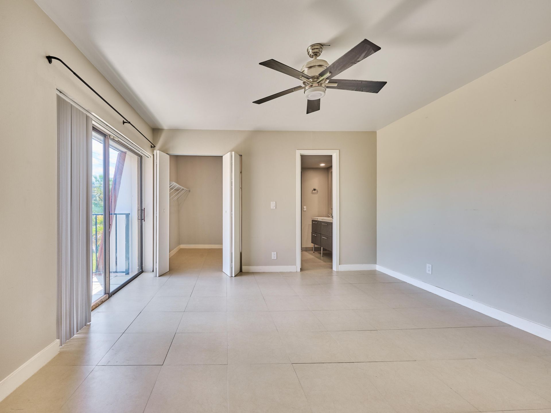 1540 Masters Circle, Unit 180, Delray Beach, FL 33445 Photo