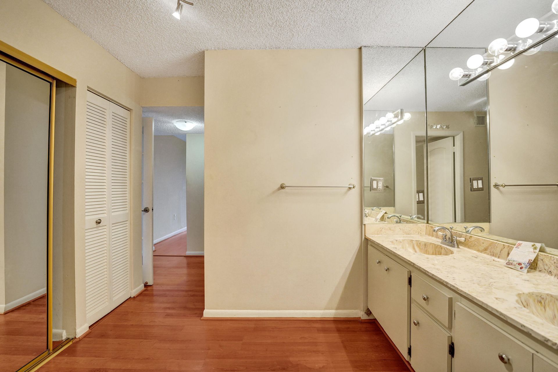 2802 N 46th Avenue, Unit B620, Hollywood, FL 33021 Photo