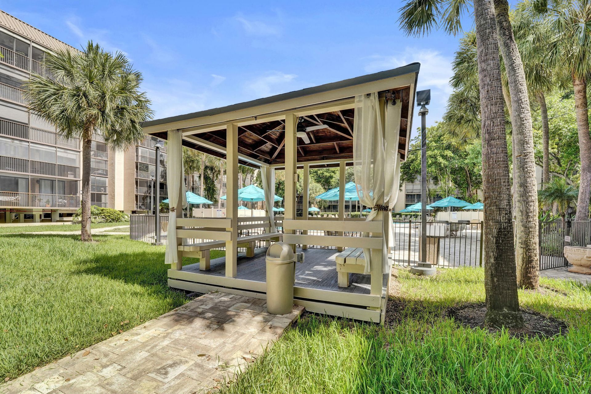 2802 N 46th Avenue, Unit B620, Hollywood, FL 33021 Photo