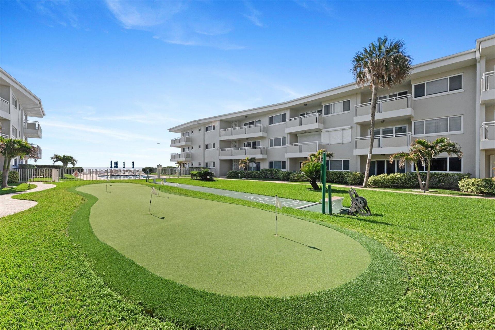 1199 Hillsboro Mile, Pompano Beach, FL 33062 Photo