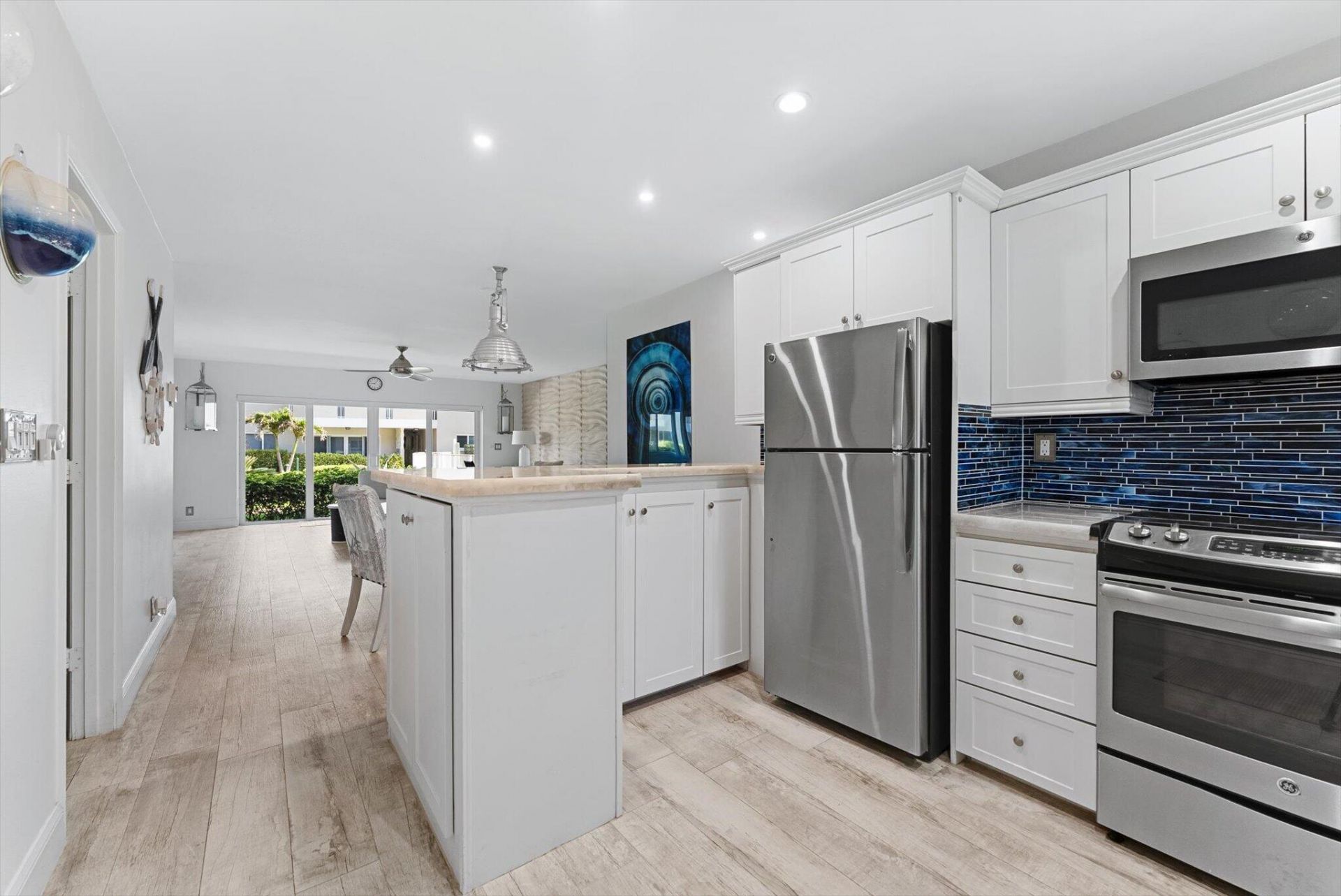 1199 Hillsboro Mile, Pompano Beach, FL 33062 Photo