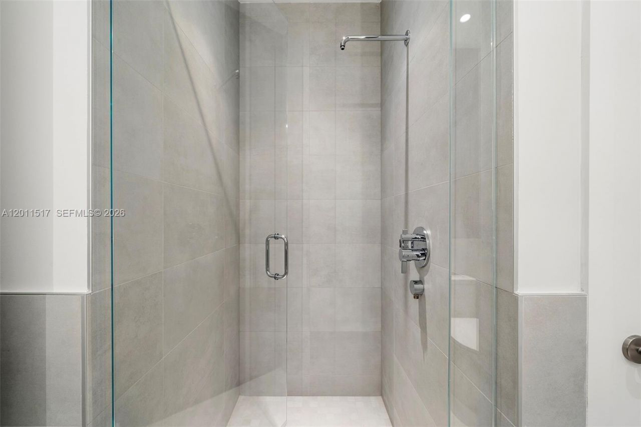 500 Alton Rd , Unit 501, Miami Beach, FL 33139 Photo