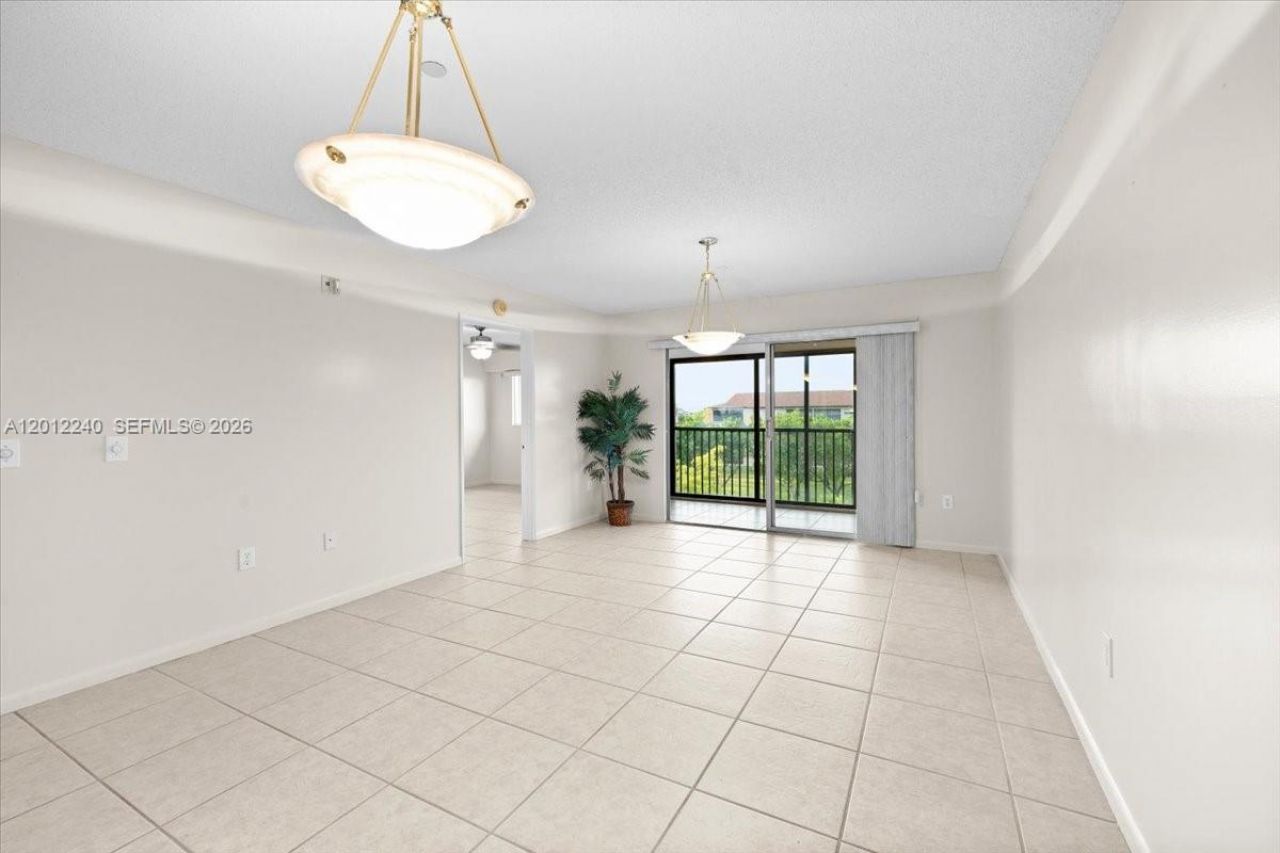 12551 SW 16th Ct, Unit 404C, Pembroke Pines, FL 33027 Photo