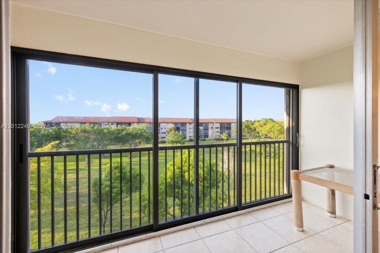 12551 SW 16th Ct, Unit 404C, Pembroke Pines, FL 33027 Photo