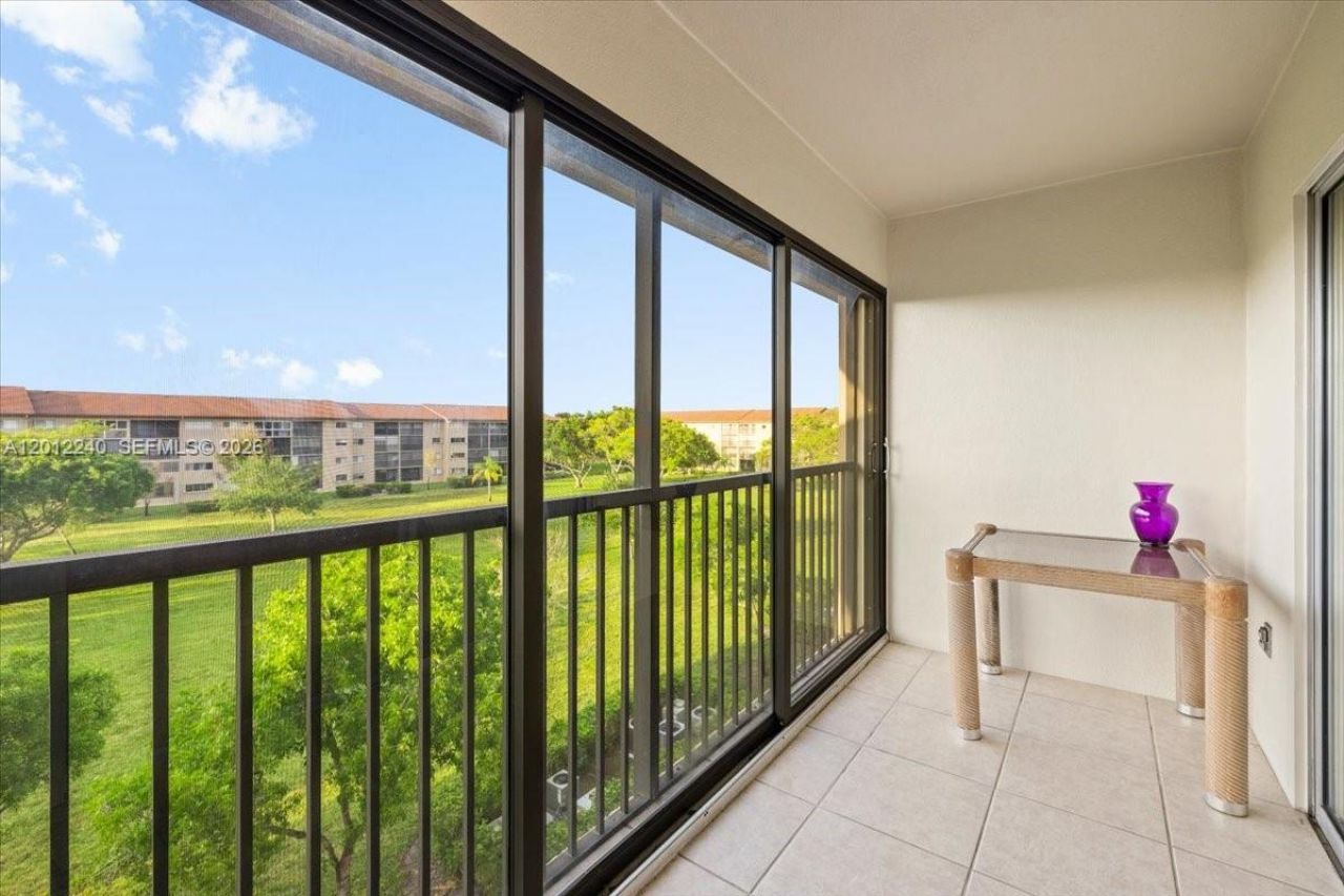 12551 SW 16th Ct, Unit 404C, Pembroke Pines, FL 33027 Photo