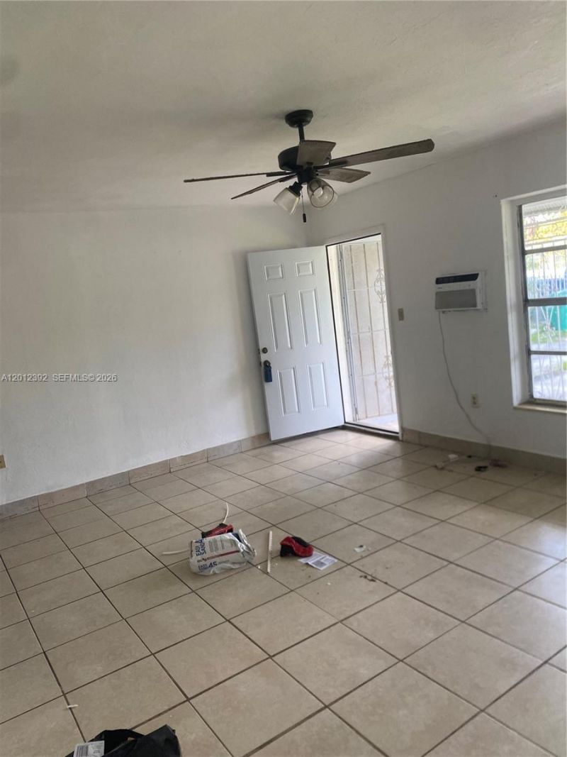 1070 NW 147th St , Miami, FL 33168 Photo