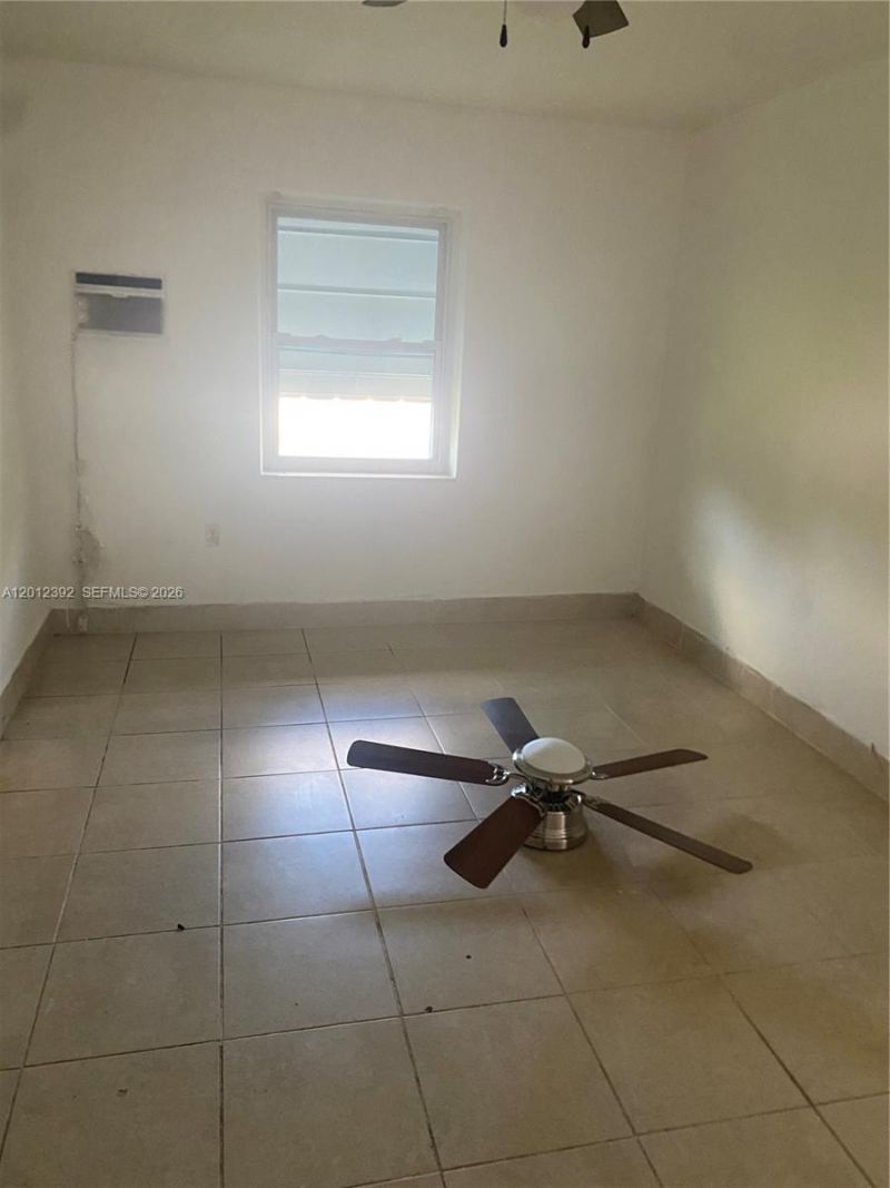 1070 NW 147th St , Miami, FL 33168 Photo
