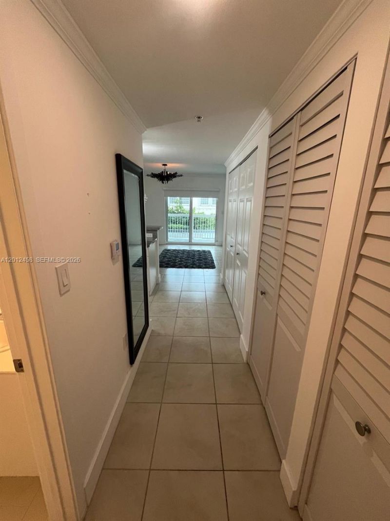 2740 SW 28th Ter , Unit 203, Miami, FL 33133 Photo