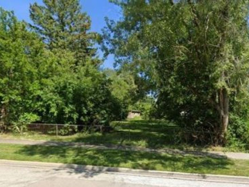 Main Photo
