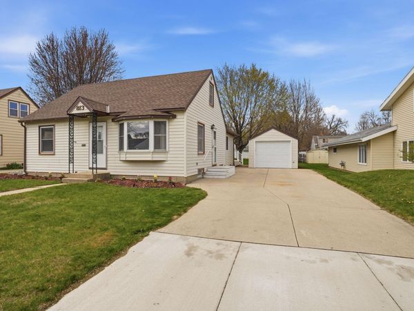 813 Augusta Avenue, Willmar, MN 56201