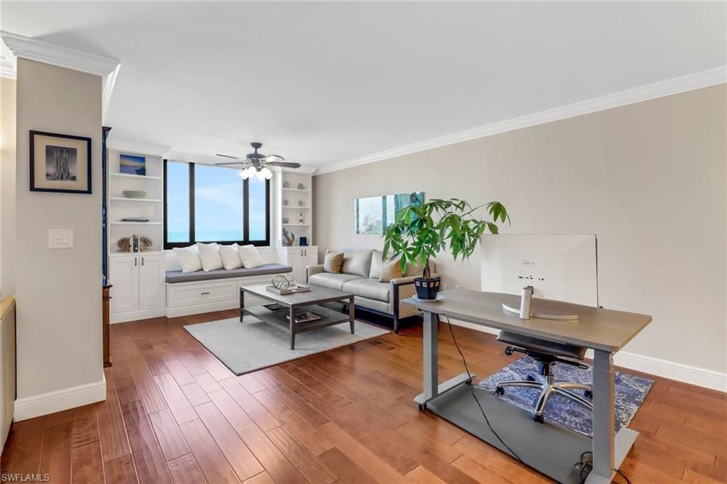 10851 Gulf Shore Dr , Unit 502, Naples, FL 34108 Photo
