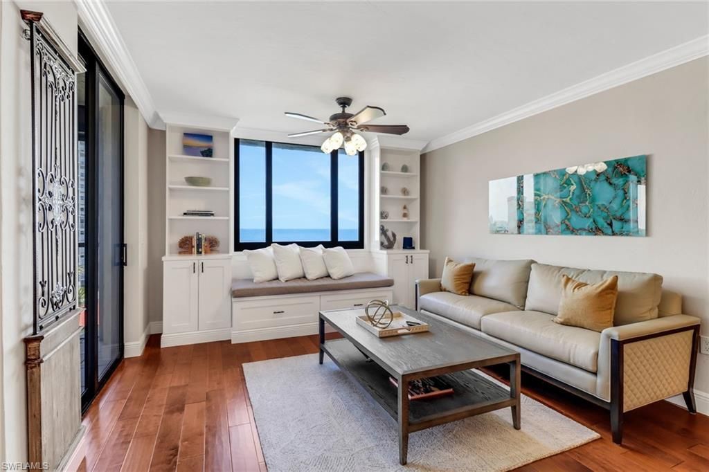 10851 Gulf Shore Dr , Unit 502, Naples, FL 34108 Photo