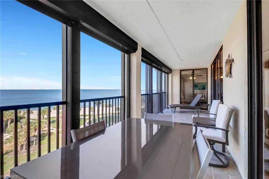 10851 Gulf Shore Dr , Unit 502, Naples, FL 34108 Photo