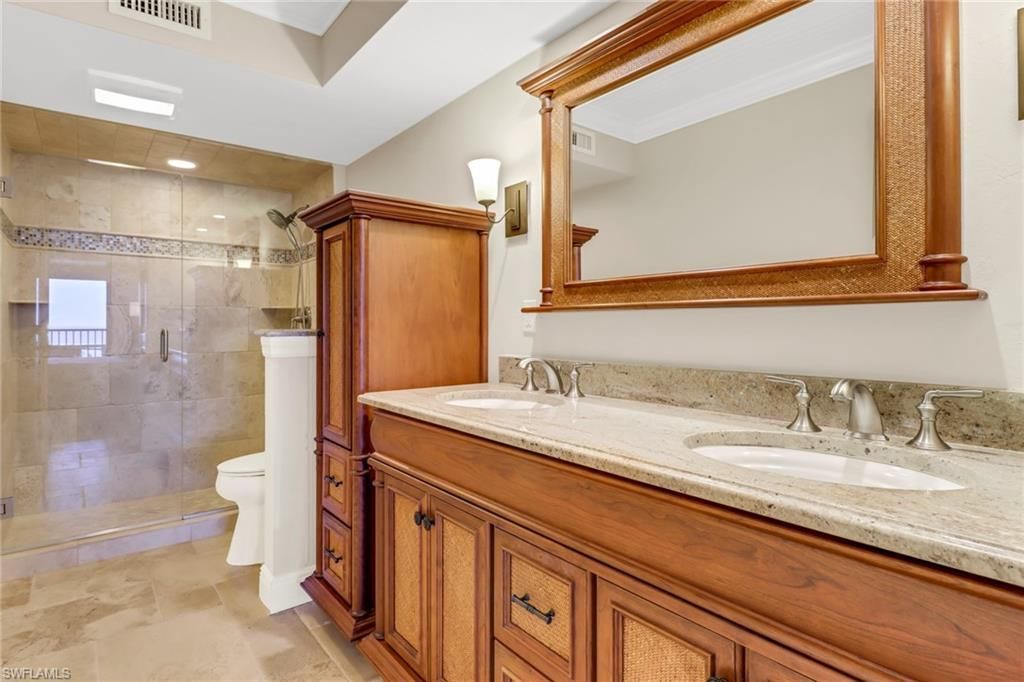 10851 Gulf Shore Dr , Unit 502, Naples, FL 34108 Photo