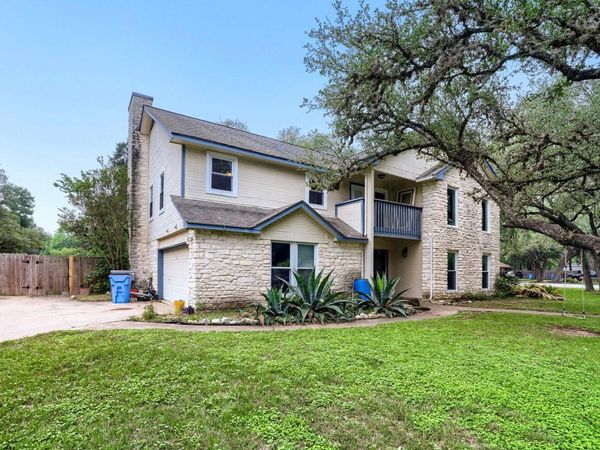 215 Dewberry CV, Buda, TX 78610