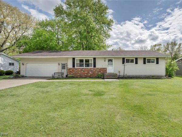 1141 Novak Road , Grafton, OH 44044