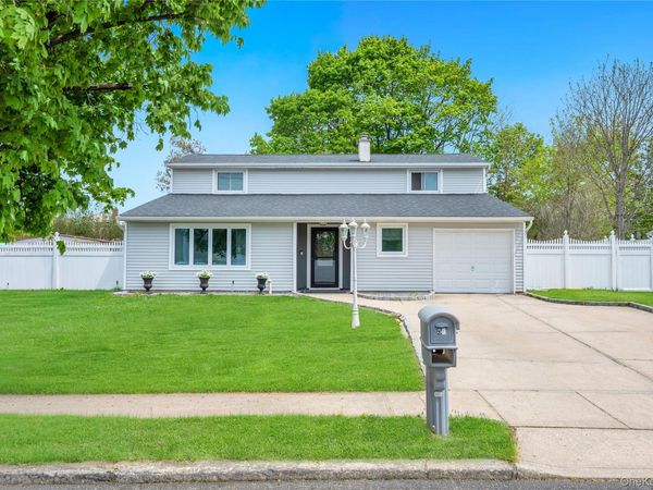 55 Starfire Drive , Centereach, NY 11720