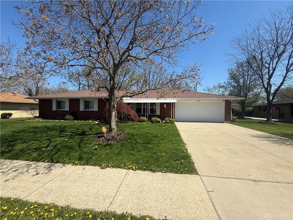 6418 Oakhurst Place, Vandalia, OH 45414