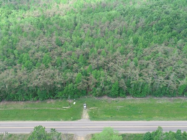 N Highway 7 , Greenwood, MS 38930