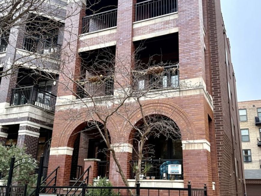Main Photo