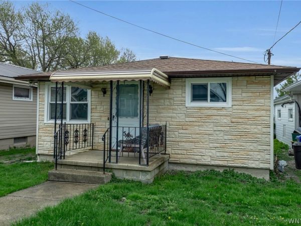54 N Shore Drive , Buffalo, NY 14219