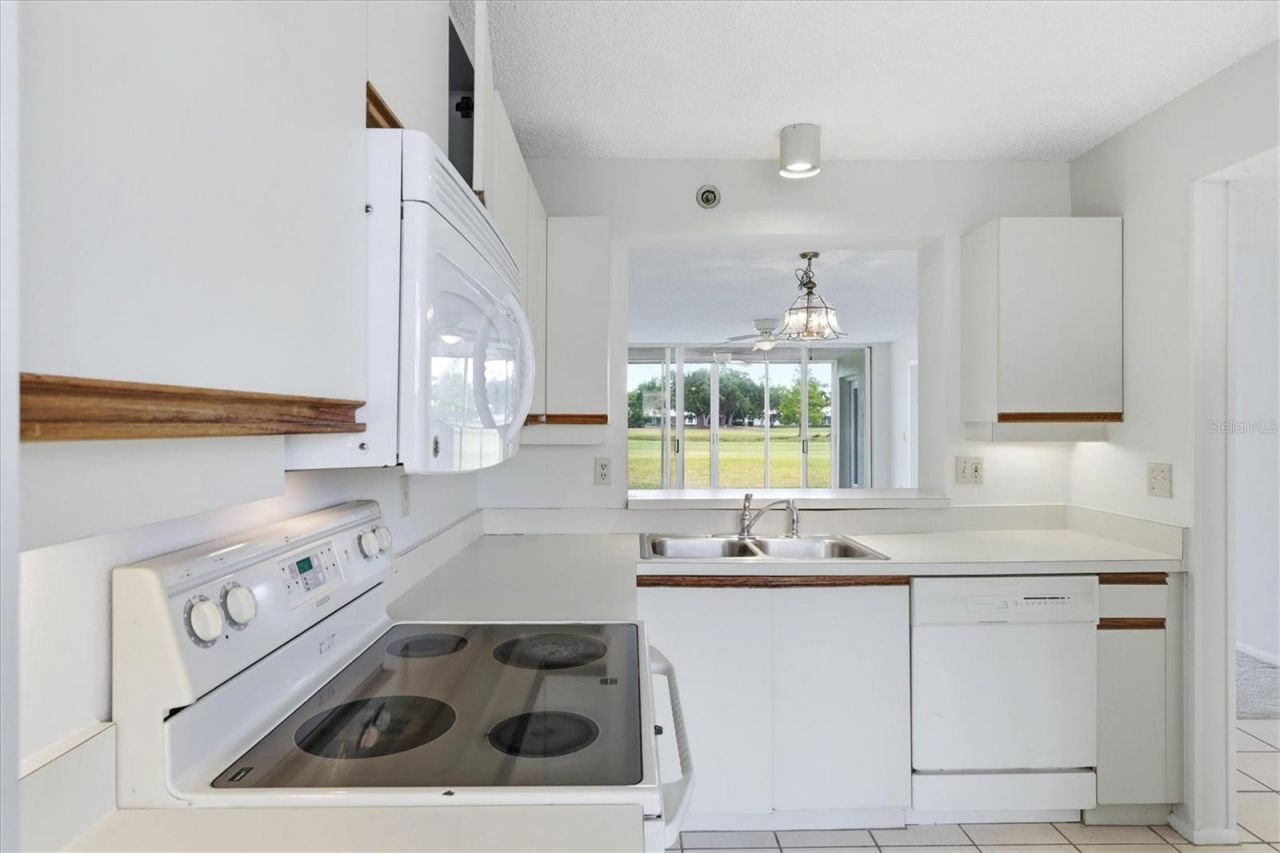 4440 Fairways Boulevard, Unit 108, Bradenton, FL 34209 Photo