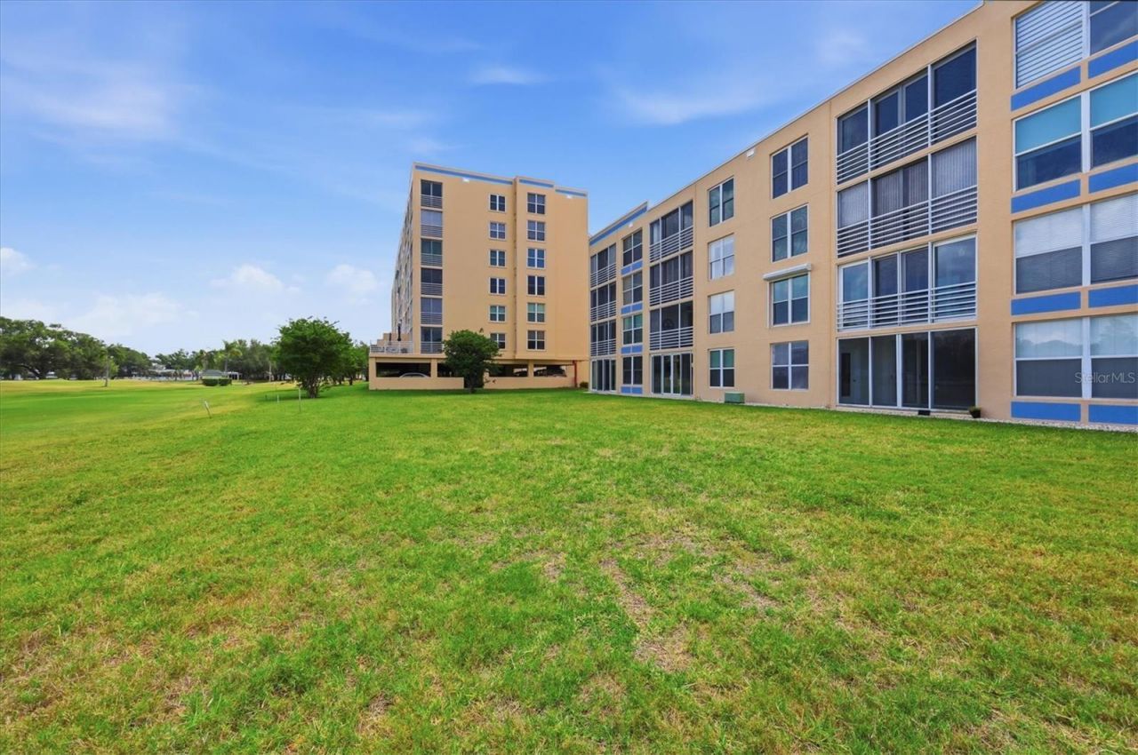 4440 Fairways Boulevard, Unit 108, Bradenton, FL 34209 Photo