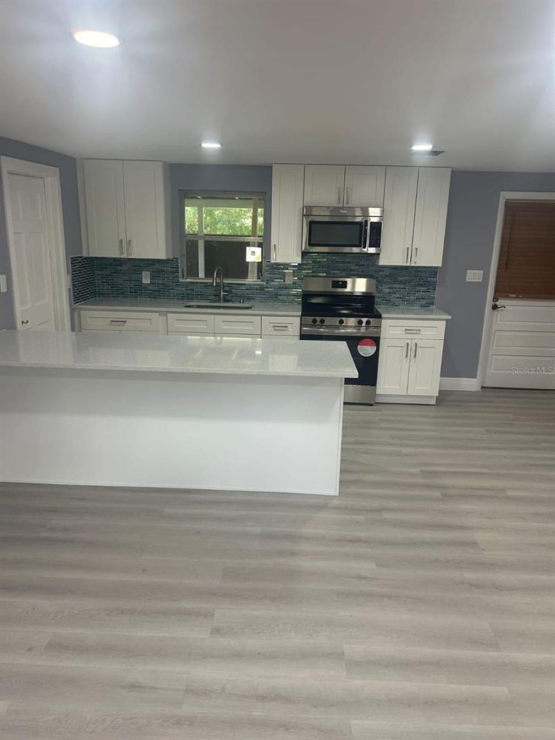 4623 60th Street E, Bradenton, FL 34203 Photo