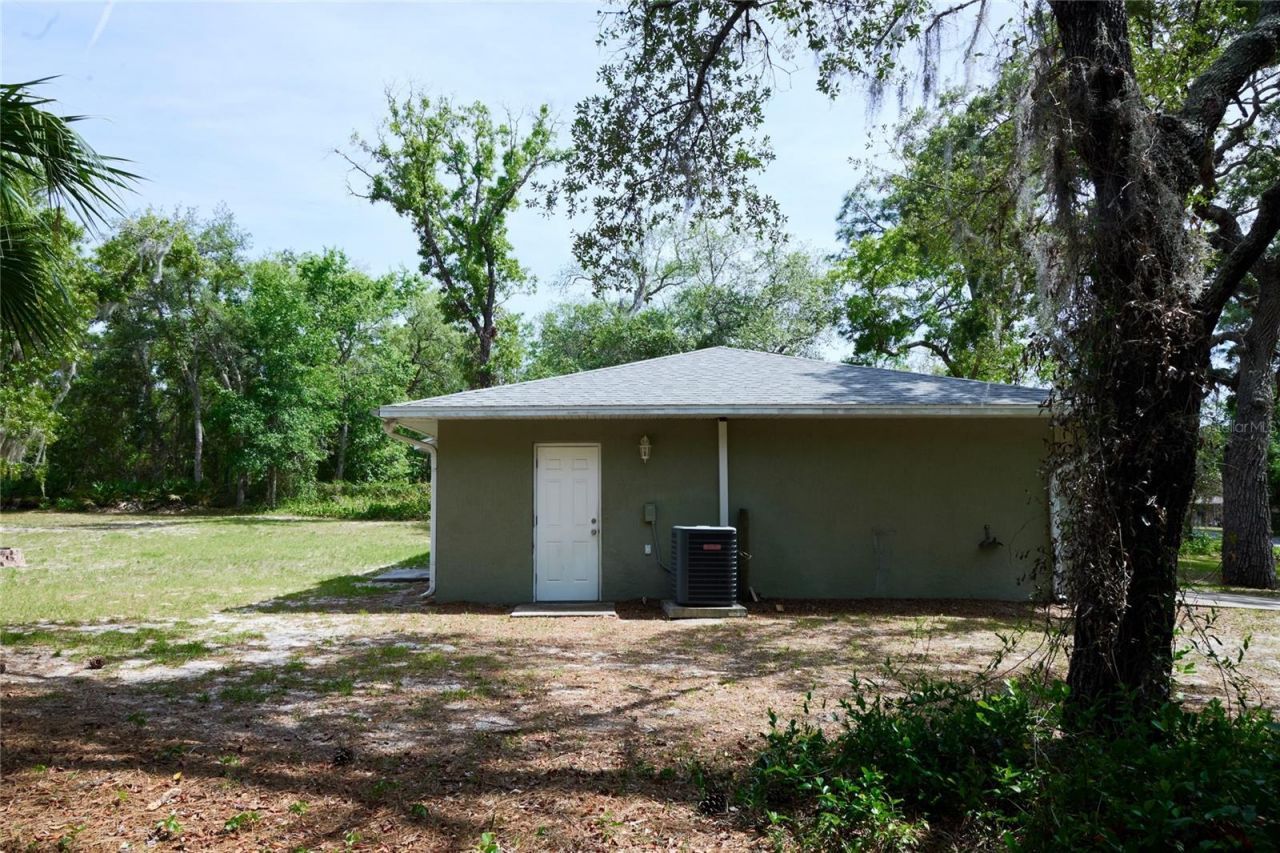 1817 S Casey Point, Homosassa, FL 34448 Photo