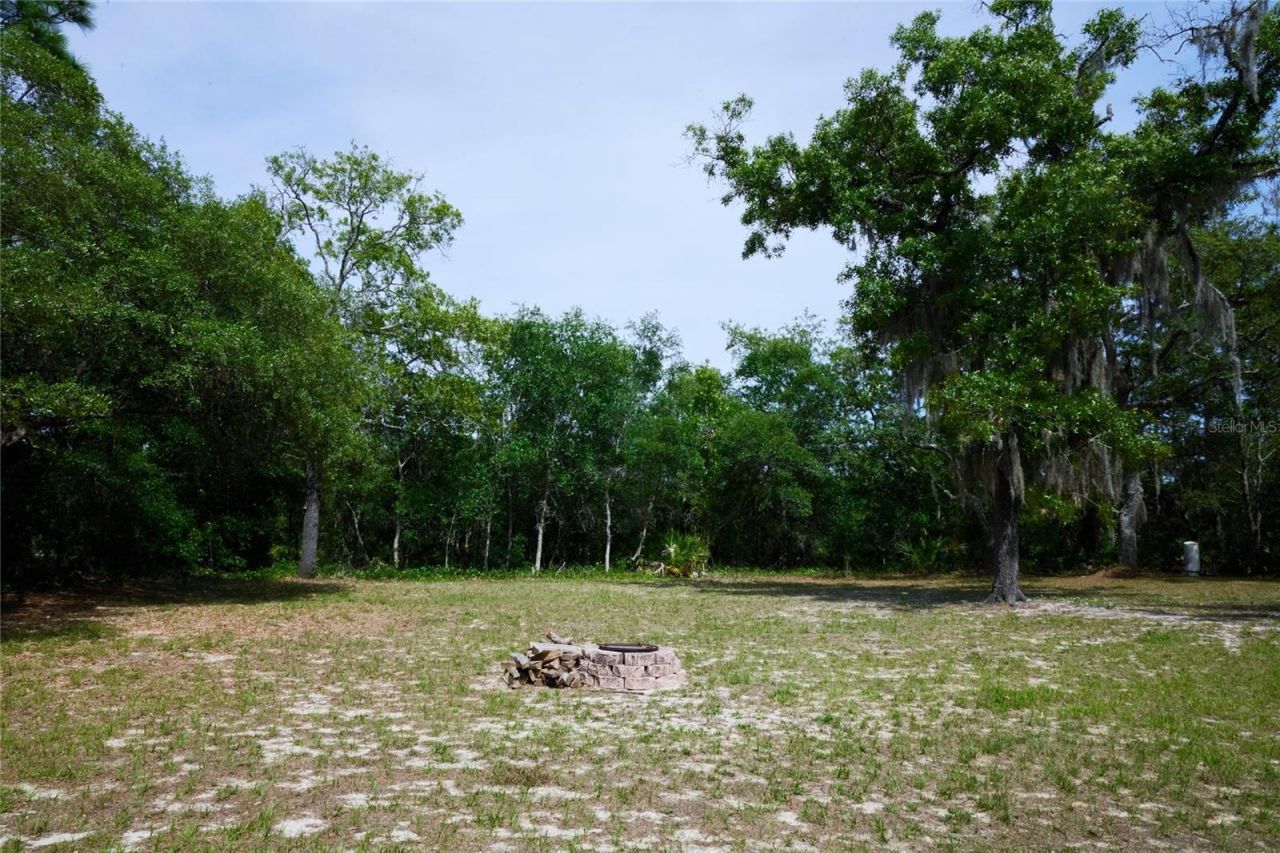 1817 S Casey Point, Homosassa, FL 34448 Photo