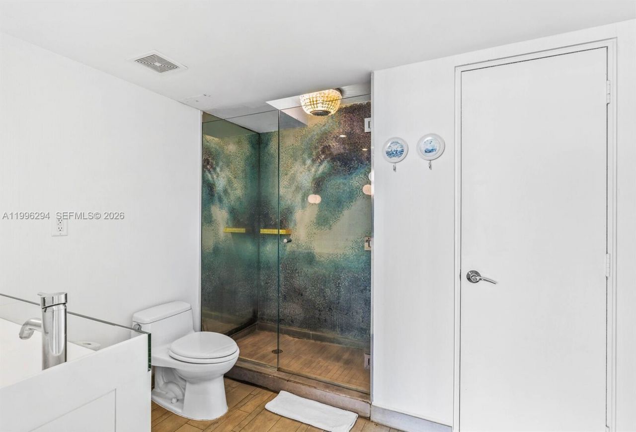 1100 West Ave, Unit 410, Miami Beach, FL 33139 Photo