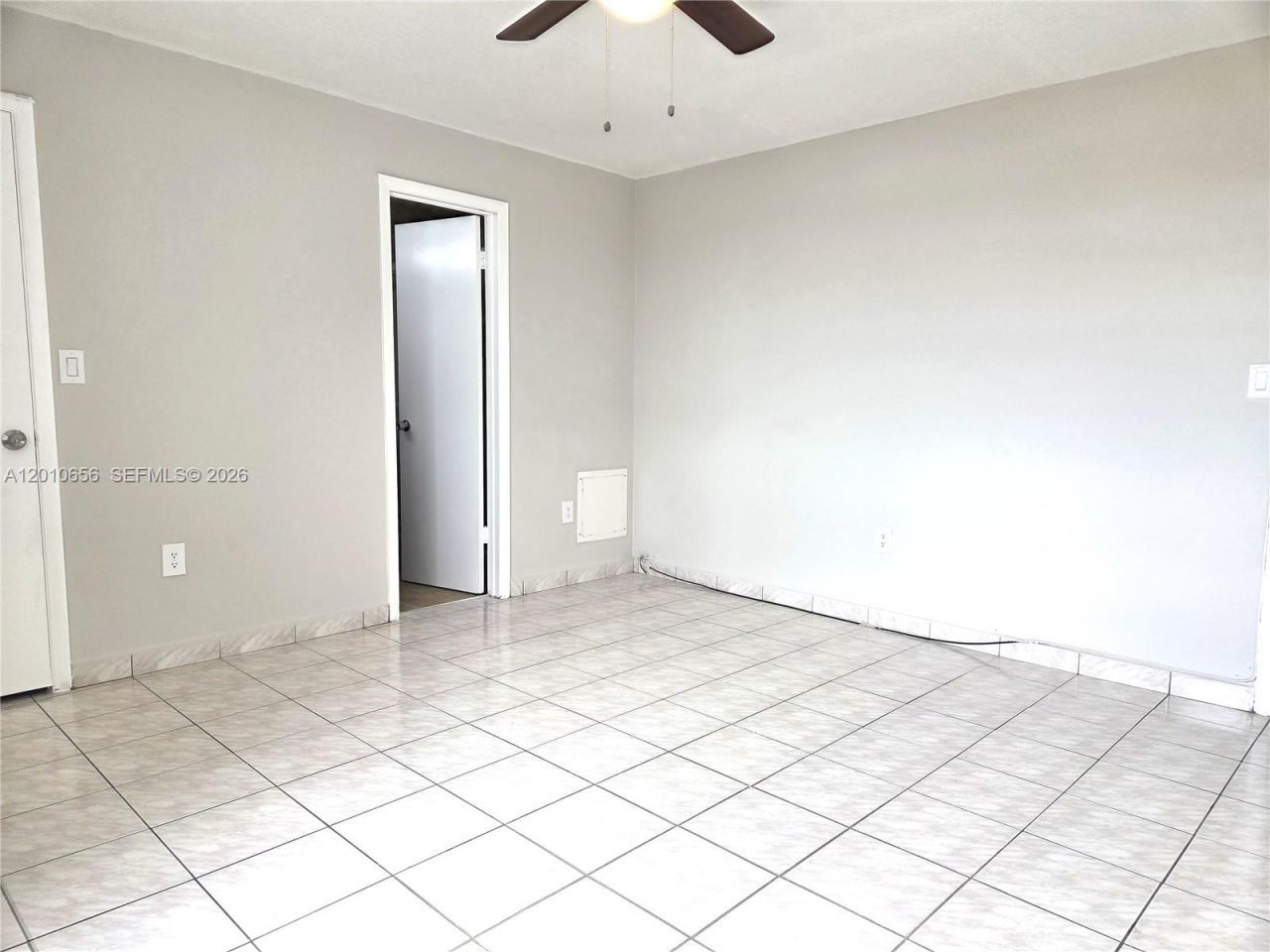 4670 W 13th Ln , Unit 507, Hialeah, FL 33012 Photo