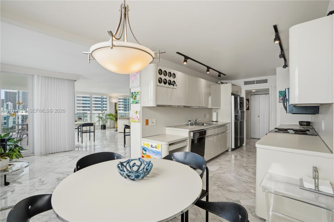 2751 S Ocean Dr , Unit 1805S, Hollywood, FL 33019 Photo